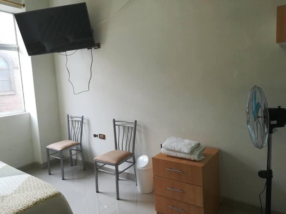 Ferienwohnung Studio Entero Cerca Al Palacio Gobierno Lima Exterior foto